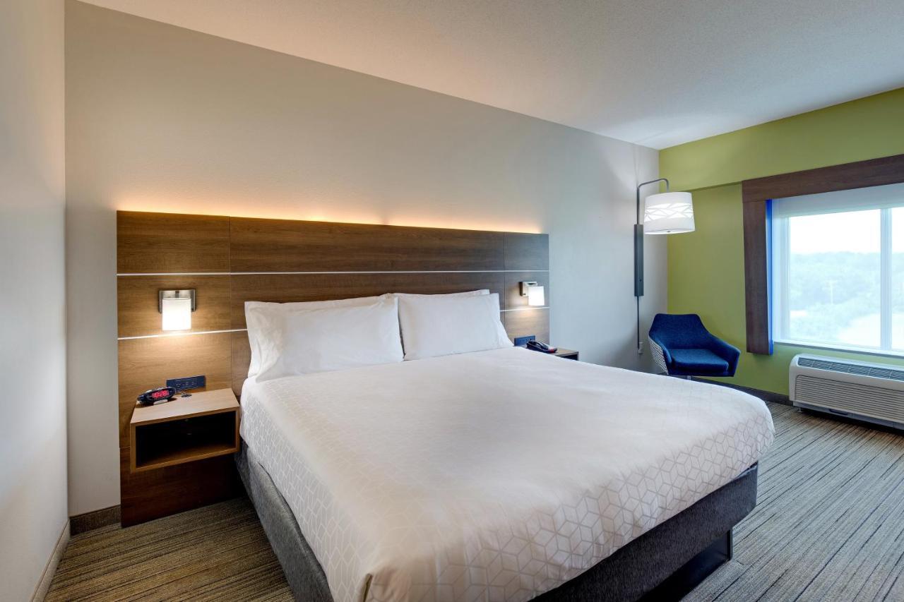 Hotel Express Nashville-opryland By Ihg